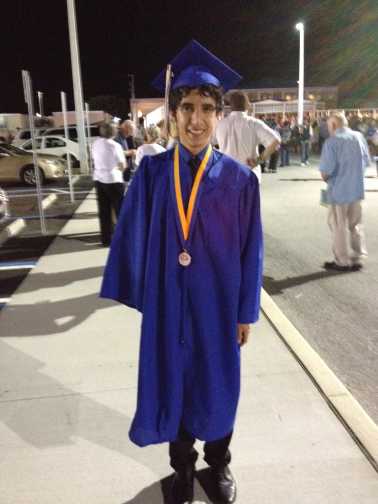 Vladimir Villa, winner of 2012 Scholarship