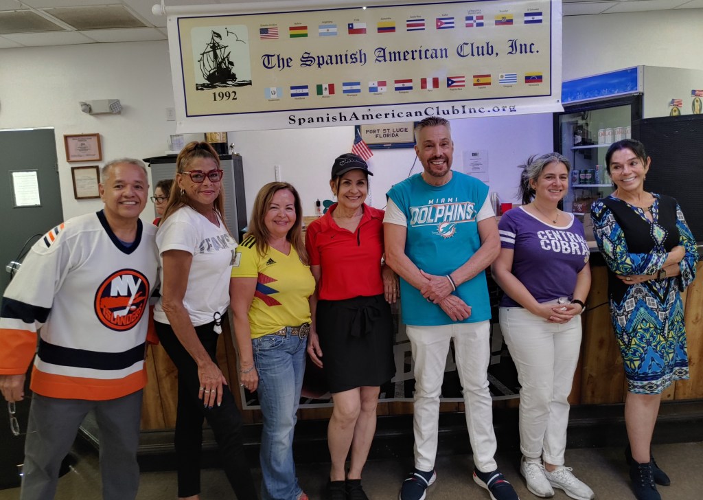 From left: José Ramírez, Josie Guadalupe, Unidentified guest, María Garcia, Fernando Gabay, Margarita Oñoro, and María allen
